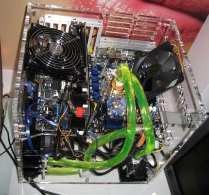 Core-i7 auf 4,61 GHz mit Wakü (1)