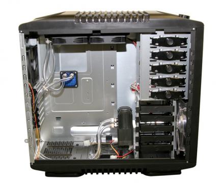 Innovatek: Festplattenwasserkühlung und CM Strom Sniper mit Dual-Radiator-Kühlanlage (5)