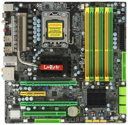 DFI LanParty JR X58-T3H6 (12)