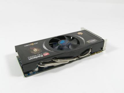 Sapphire HD 4890 Atomic: 1.600 GFLOPS (MADD) - 16,0 GPix/s - 40,0 GTex/s - 134,4 GByte/sek. Bandbreite