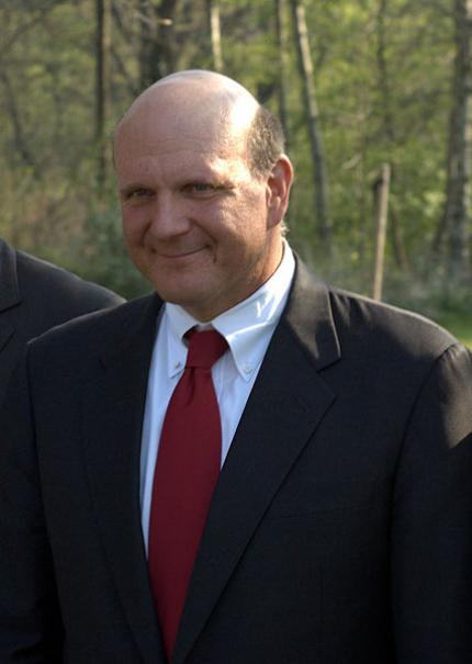 Microsoft CEO Steve Ballmer hat angekündigt, ein großes Aktien-Paket von bis zu 75 Millionen Stück verkaufen zu wollen.