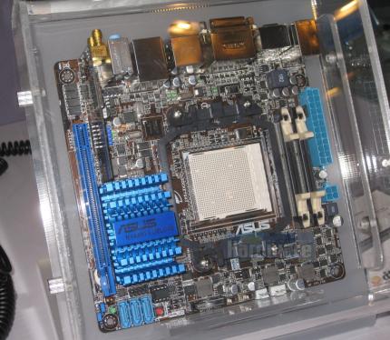 Asus M4A88T-I Deluxe 01