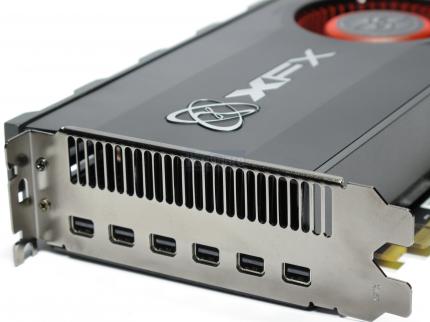 Xfx HD 5970 Black Edition Limited: 6 Mini-Displayports stehen zur Verfügung.