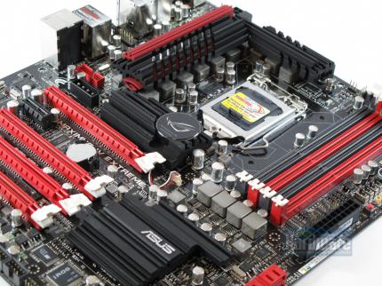 Asus Maximus IV Extreme 06