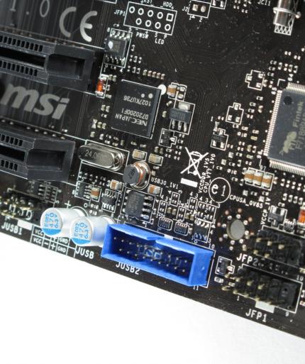 Interner USB-3.0-Anschluss mit Zusatzchip oberhalb