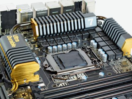 Gigabyte P67A UD7 04