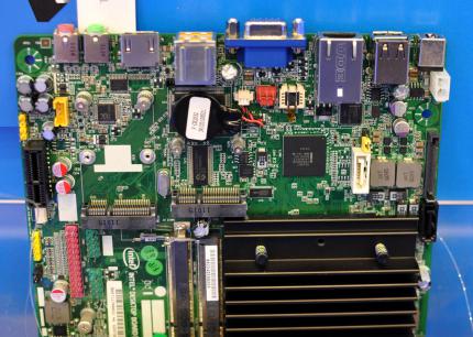 Intel D2700MT Cedar Trail Board NM10 Chipset
