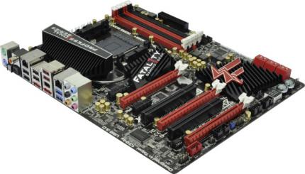 Bulldozer-Platine: Asrock Fatality 990FX Professional vorgestellt (3)