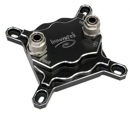 700 g Metall, vermutlich überwiegend Kupfer und ein entsprechend solides Auftreten für 'nur 99 Euro' - der neue Q max von Innovatek für Sockel 1155 und 1366
