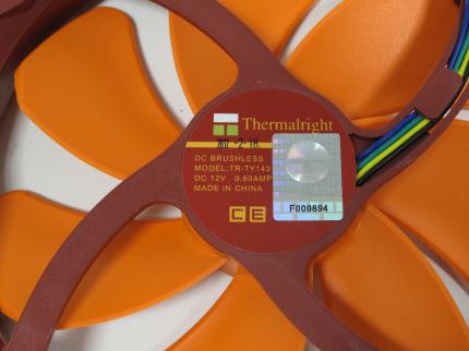 Thermalright Silver Arrow SB-E Extreme - High-End-Lüftkühlung für Overclocker (3)