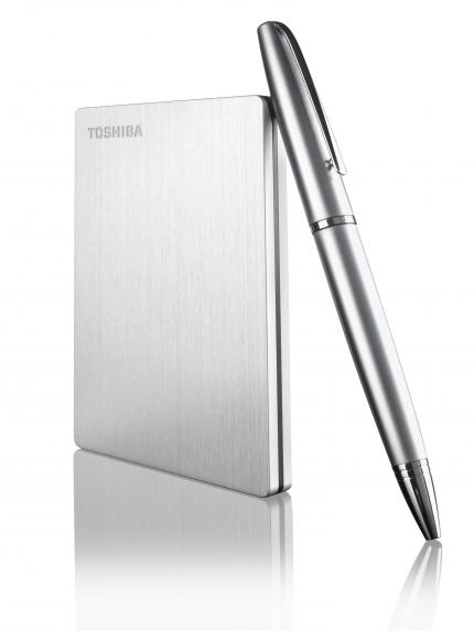  Toshiba stellt externe Festplatte mit lediglich 9 mm Höhe vor