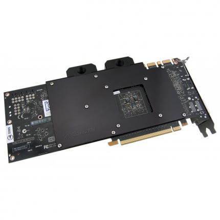 Koolance VID-NXTTN, die Backplate gehört zum Lieferumfang.