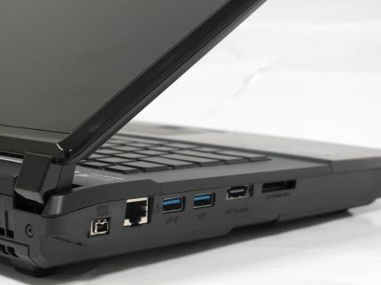 Nexoc G730 im Test: Härtetest für die mobile Radeon-GPU (1)