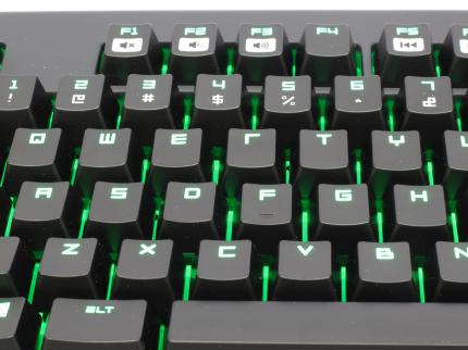 Razer Black Widow Ultimate 2014 Stealth Edition: Die Neuauflage des mechanischen Leisetreters mit orangenen Razer-Schaltern im Test