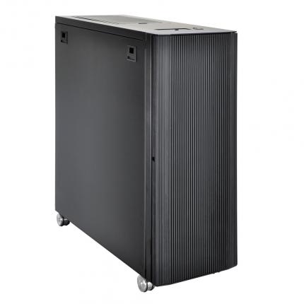 Lian Li PC-V2130 (2)