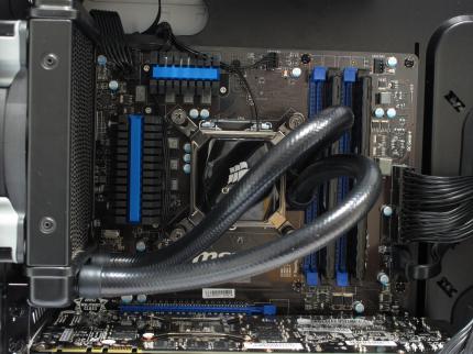 Mifcom Titanfall Official Gaming PC Gold: Der offizielle Titanfall-Präsentations-PC im Leistungstest (11)