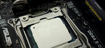 Haswell Extreme: Intel Core i7-5960X und i7-5820K (ES) im Test