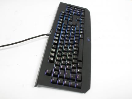 Razer Black Widow Chroma: Razers Beleuchtungswunder mit hauseigenen RGB-Tastenschaltern im Test (5)