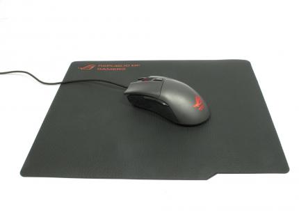 Asus ROG Gladius und Whetstone Gaming Mouse Pad: Asus' neue Spielermaus-Pad-Kombi im Test (13)