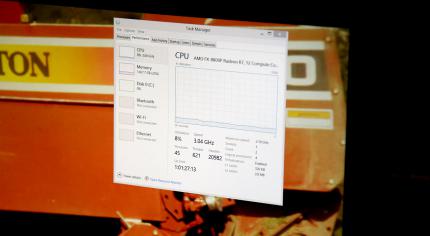 AMD FX 8800P Reference Notebook playing HEVC Video
