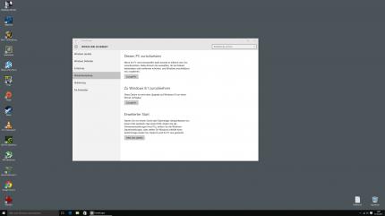 Im Menü 'Update und Sicherheit' findet sich der Reiter 'Wiederherstellen'. Um zur Vorgängerversion von Windows zurückzukehren genügt ein Klick auf 'Los geht's'.