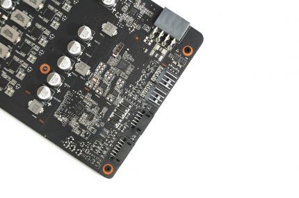 Asus Geforce GTX 1070 Strix OC im PCGH-Test (6)