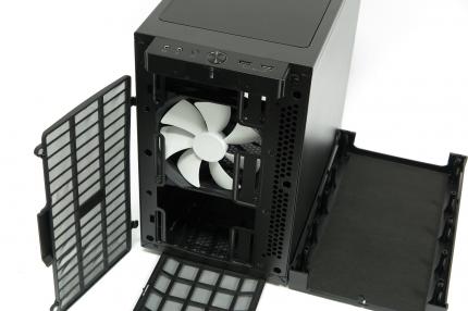 Fractal Design Define Nano S: Kompaktes, WaKü-kompatibles Mini-ITX-Gehäuse mit erstaunlich viel Platz im Test (4)
