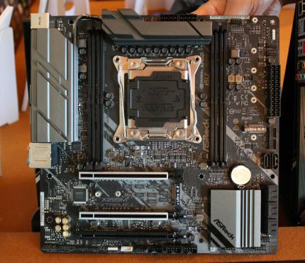 Asrock X299M Extreme4 01