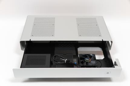Cryorig Taku: Designer-Desktop-Gehäuse mit Holzfüßen im Praxistest (3)