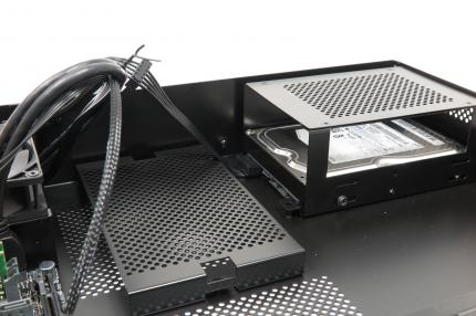 Cryorig Taku: Designer-Desktop-Gehäuse mit Holzfüßen im Praxistest (13)
