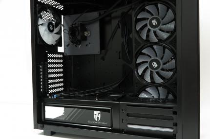 Deepcool New Ark 90: Big-Tower mit bunt beleuchteter Kompaktwasserkühlung im Test (7)