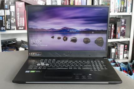 Asus ROG Strix Scar II im Test: Dünner 17-Zöller mit RTX 2070 (4)