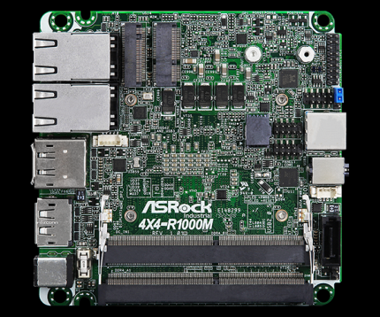 Das Asrock 4X4-R1000M ist ein kleines Mainboard für Industrie-Kunden. Verbaut ist die Ryzen APU R1606G (Embedded).