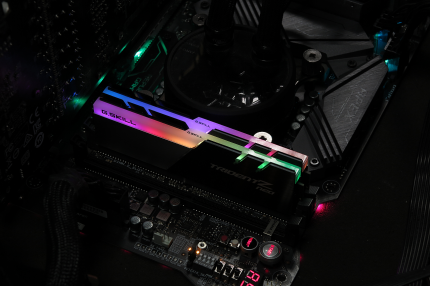 G.Skill Trident Z Neo F4-3600C14D-16GTZNB