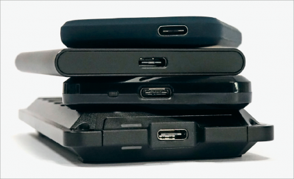 Die USB-C-Buchse hat sich mittlerweile bei allen aktuellen externen Laufwerken durchgesetzt. Micro-B ist zwar noch auf dem Markt, aber nicht unbedingt langsamer.