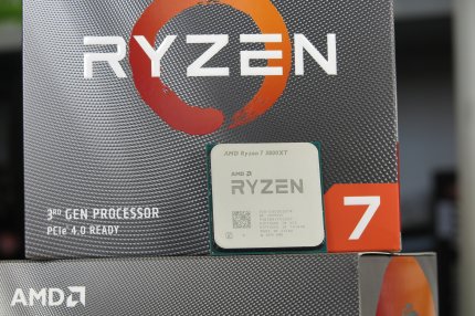 AMD Ryzen 7 3800XT: Definitiv die beste XT-Variante. Die Spielleistung steigt mit dieser CPU zur Bestleistung aller Achtkerner bei AMD auf.