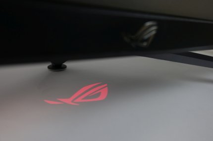 Asus ROG Strix XG43UQ (8)