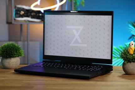 Tuxedo Stellaris 17 Gen4