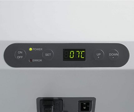 Die Kompressor-Kühlbox von Mobicool lässt sich auf die exakte Temperatur einstellen - das geht mit einer Akku-Kühlbox nicht.