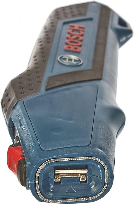 Der Bosch Professional Sägehandgriff passt in jede Werkzeugtasche. Wie ein Cuttermesser ist er vielseitig einsetzbar, da mobil.