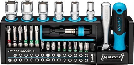 Im Rahmen der Frühlingsangebote sind Handwerkzeuge von Bosch Professional, Bosch Grün, Hazet und Inbus befristet reduziert. Der Smartholder richtet sich an die Bastler unter Ihnen. Sie erhalten kurze und lange Bits, Stecknüse und eine Hazet-Ratsche.