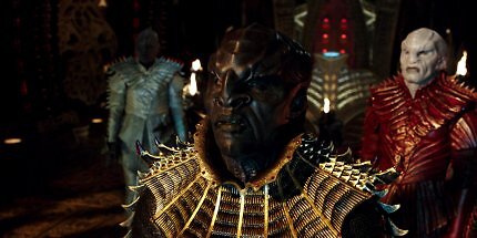 Die Klingonen in Star Trek: Discovery widersprechen dem Kanon. Nun erklärt sich der Designer.