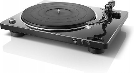 <a href='www.amazon.de/Denon-DP450USBBKEM-Plattenspieler-Riemenantrieb-Vorverst%C3%A4rker/dp/B07GZ27XSW?__mk_de_DE=%C3%85M%C3%85%C5%BD%C3%95%C3%91&amp;crid=1KG0PY7W6AL7L&amp;keywords=Denon%2BDP450USBBKEM&amp;qid=1675251986&amp;sprefix=denon%2Bdp450usbbkem%2Caps%2C84&amp;sr=8-1&amp;th=1&amp;linkCode=ll1&amp;tag=sftmagdiglifu-21&amp;linkId=76cc12f6c7216b993c878291ebd17f9d&amp;language=de_DE&amp;ref_=as_li_ss_tl'>Denon DP-450USB</a> (halbautomatischer Plattenspieler)