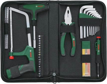 Der Bosch Werkzeug Adventskalender bietet unter anderem eine Zäge, Zange und Winkelschlüssel. Er ist nun auf 35 Euro gekracht.