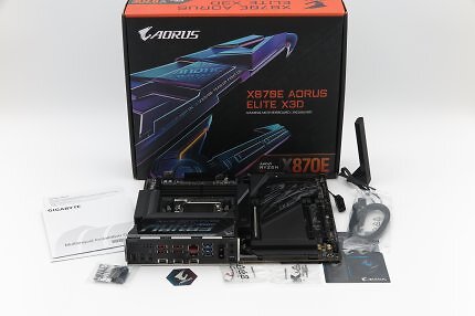 Gigabyte X870E Elite X3D: Packungsinhalt