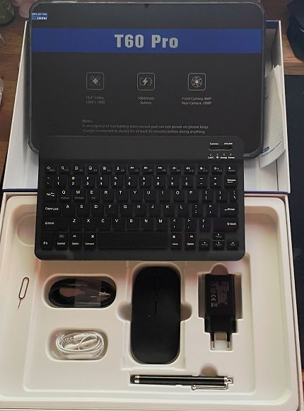 Das Tabwee T60 Pro kommt mit großem Zubehörpaket.