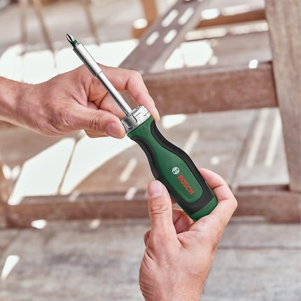 Der Bosch Ratschenschraubendreher in der Amazon Edition bietet 12 Bits und ist günstig wie Wochen nicht.