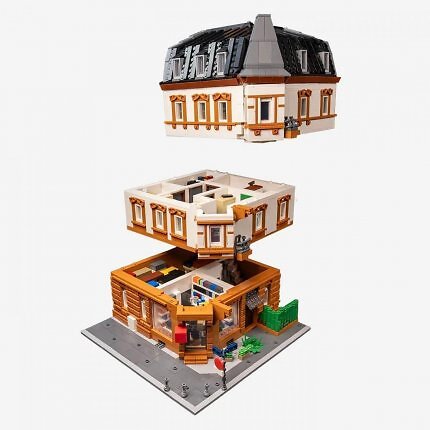 Bluebrixx hat den Heldenladen als Modular Building aufgelegt.