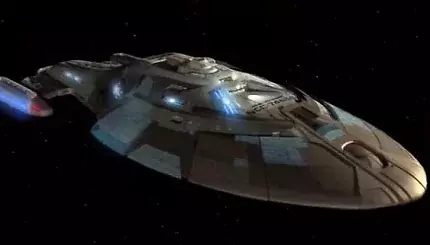 U.S.S. Voyager mit Technologie aus der Zukunft. Die Panzerung wird einfach so materialisiert.