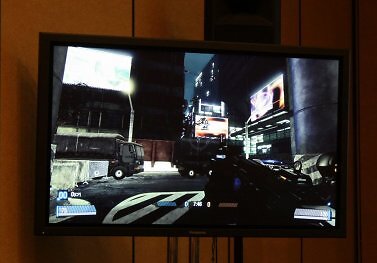 IDF 2011: Bessere Spiele dank SSD - Mögliche Vorteile im DX11-Shooter Blacklight Retribution [Video des Tages]